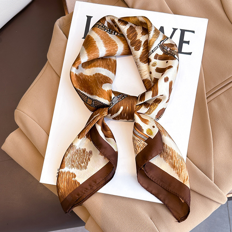 2024 Nieuwe Luxe Merk Vrouwen  - Luxury Skincare Headband recensie en prijs