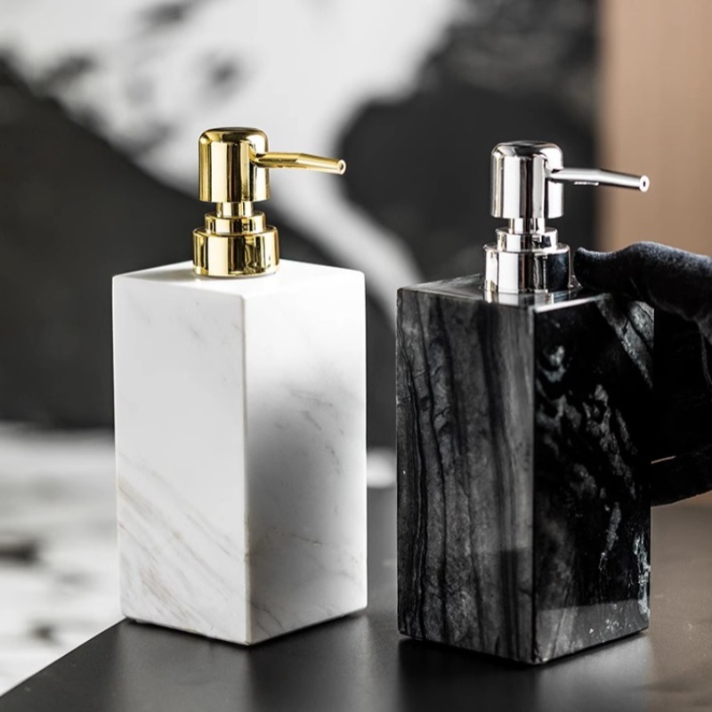 Natuurlijke marmeren zeepdispe - Luxury Natural Skincare recensie en prijs