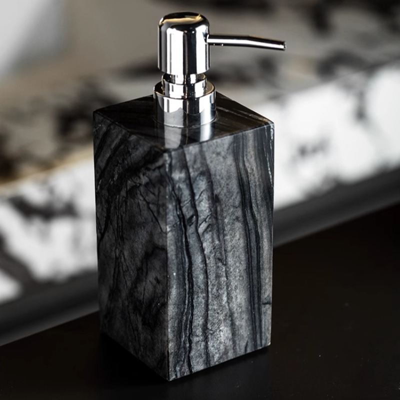Natuurlijke marmeren zeepdispe - Luxury Natural Skincare recensie en prijs